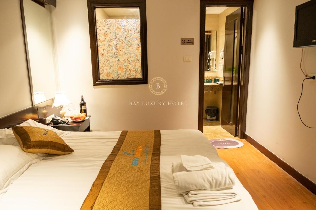 Bay Luxury Hotel & Spa - No 9 Nguyen Truong To, Ha Noi Hanoi Esterno foto